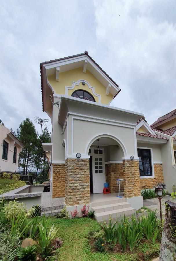 Villa Panda H Kota Bunga Puncak Cinengangirang Exteriör bild