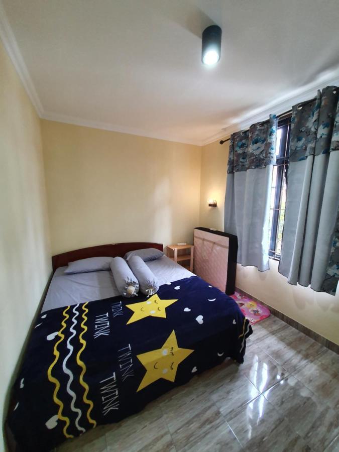 Villa Panda H Kota Bunga Puncak Cinengangirang Exteriör bild
